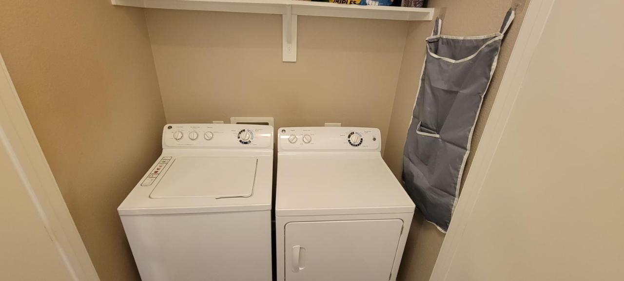 Luxury 1Br Condo Wbalcony - Galleriariver Oak Houston Luaran gambar